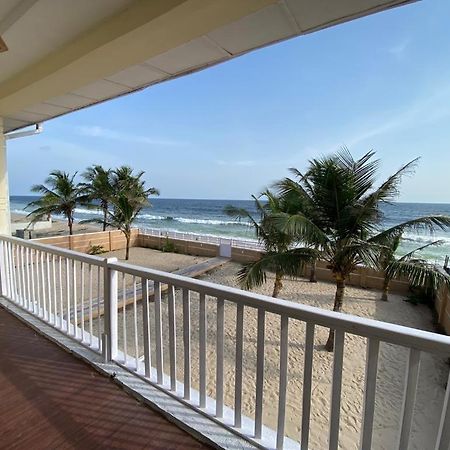 Oceanfront Wavecrest Hotel Лекки Экстерьер фото